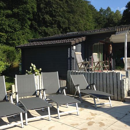 Logis Hotel Domaine Du Moulin 圣阿沃尔德 外观 照片