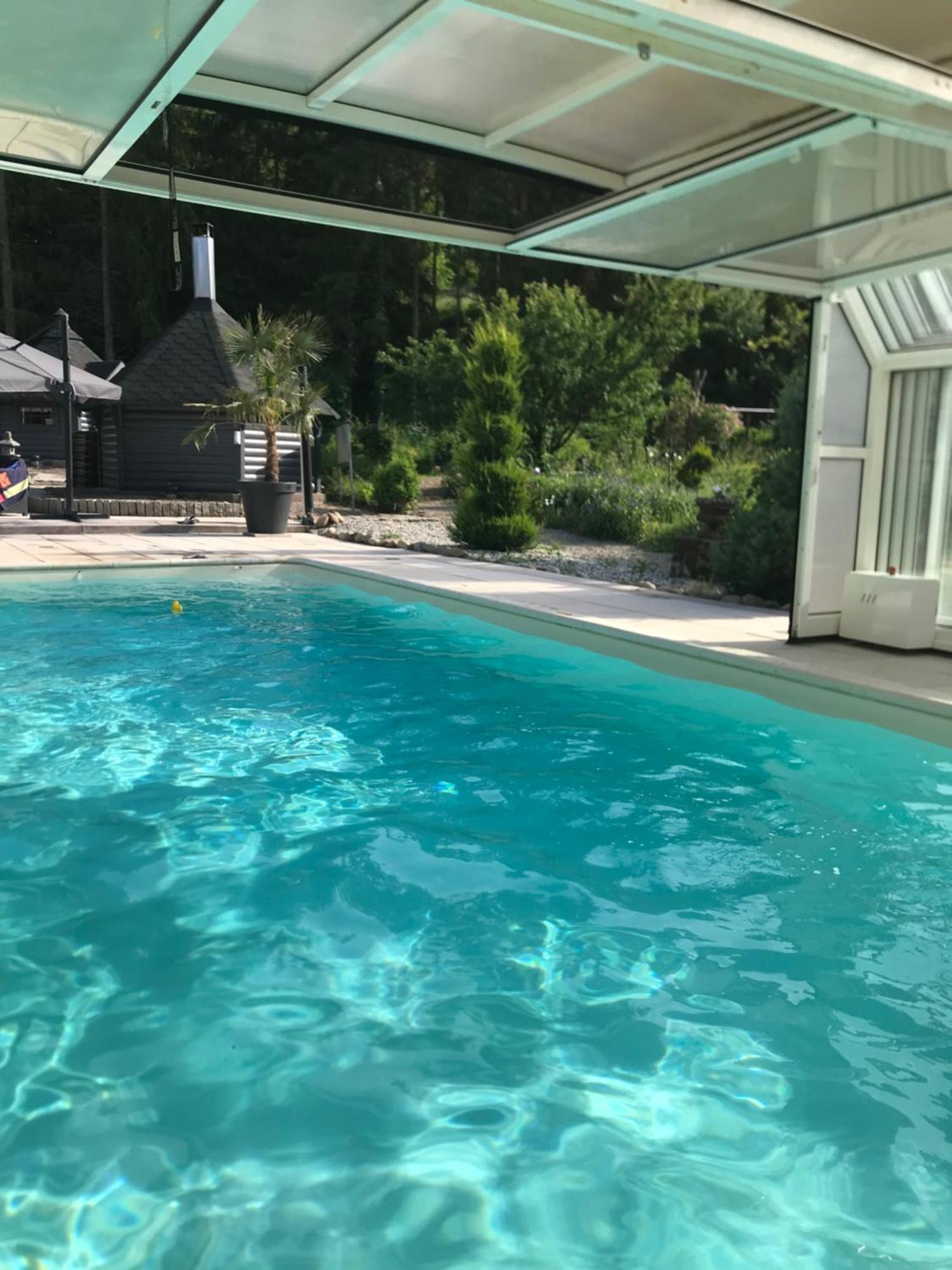 Logis Hotel Domaine Du Moulin 圣阿沃尔德 外观 照片