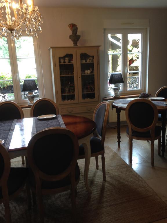 Logis Hotel Domaine Du Moulin 圣阿沃尔德 外观 照片