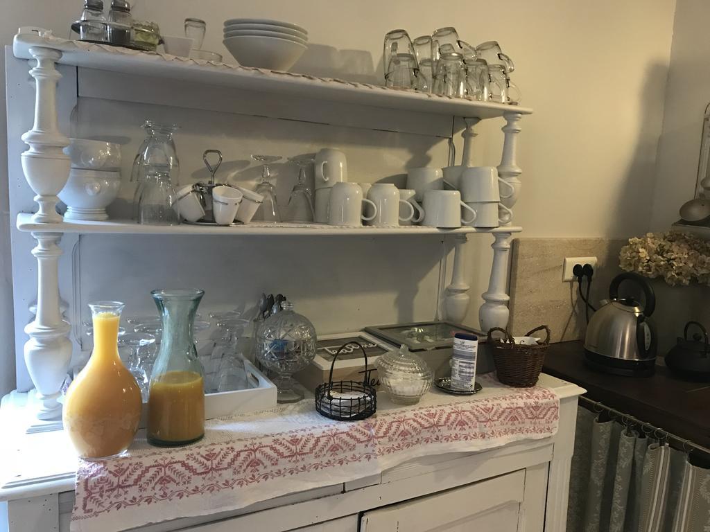 Logis Hotel Domaine Du Moulin 圣阿沃尔德 外观 照片