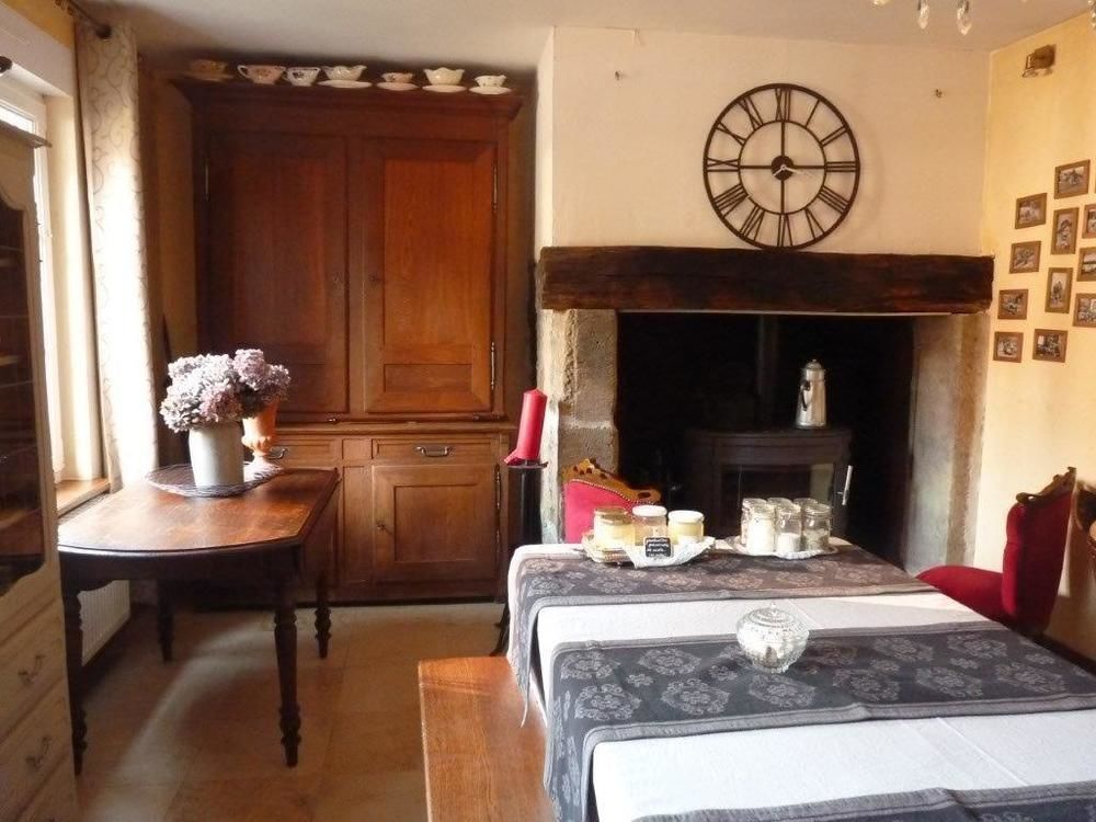 Logis Hotel Domaine Du Moulin 圣阿沃尔德 外观 照片